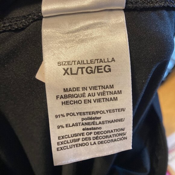 #47 Girls' Classic Adidas Black and Pink Leggings, Size XL, Like NEW! - Picture 5 of 5